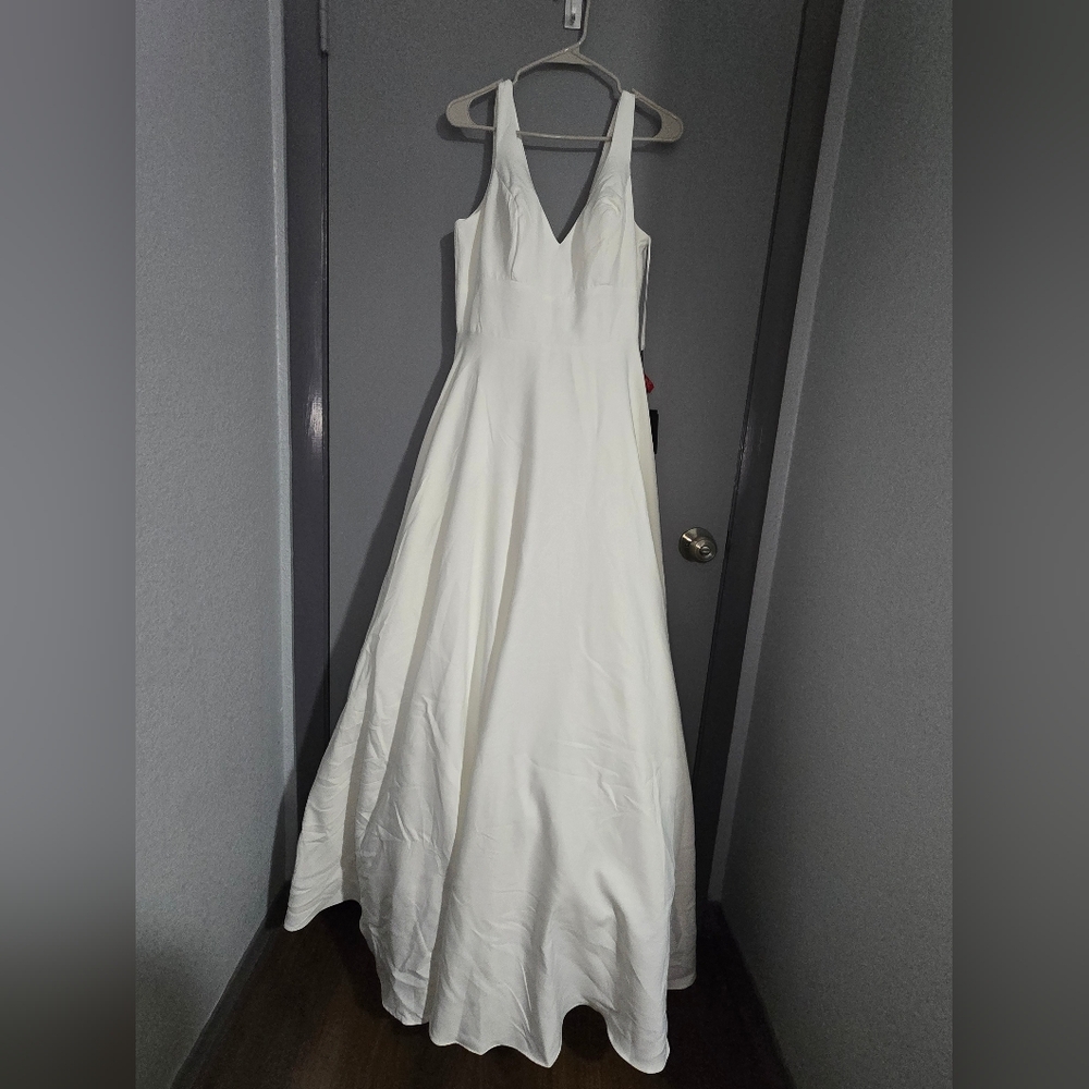 Mac Duggal Classic Sleeveless A-Line Gown (with Pockets!) - Picture 2 of 12
